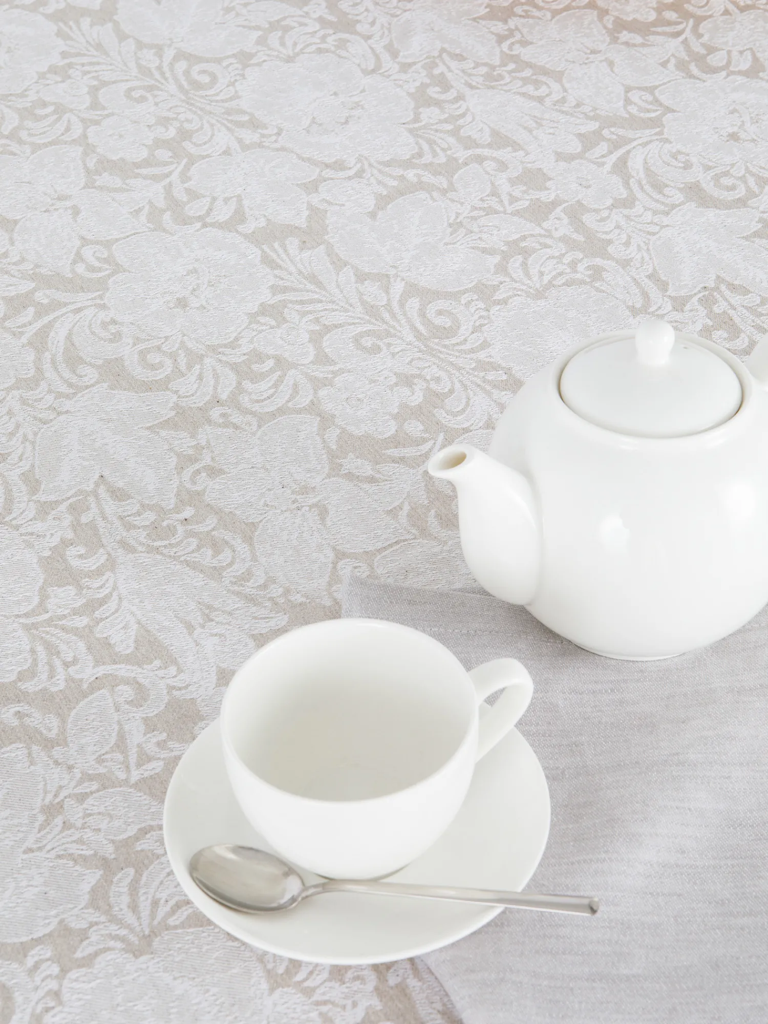 coincasa Tovaglia centrotavola lino e cotone motivo ornamentale