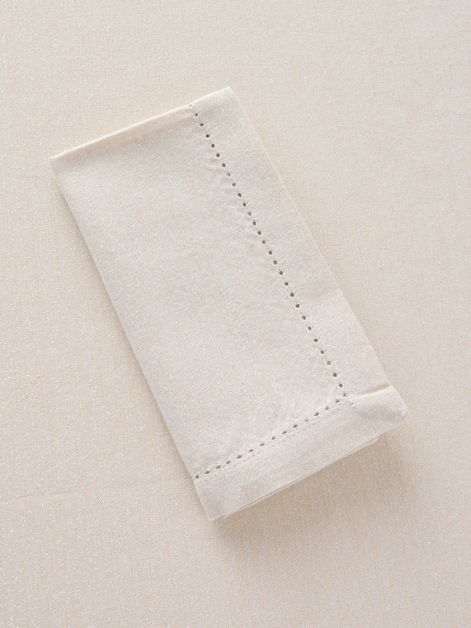 coincasa Tovaglia in cotone e lurex con orlo à jour